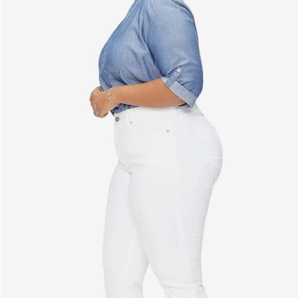 NYDJ Cropped Cuffed Jeans Lift Tuck Tech.     Size: 28W Color: Optic White - Picture 2 of 13